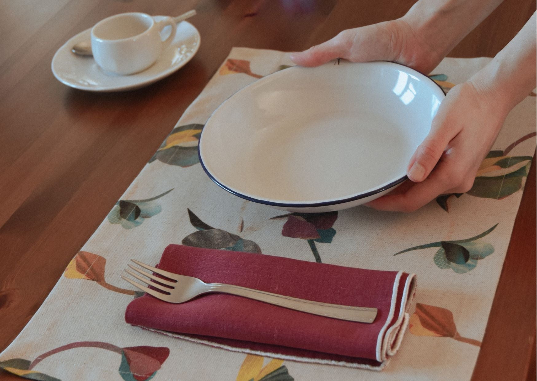 La magia de los pequeños detalles: sets de manteles individuales y servilletas de tela para transformar tu mesa
